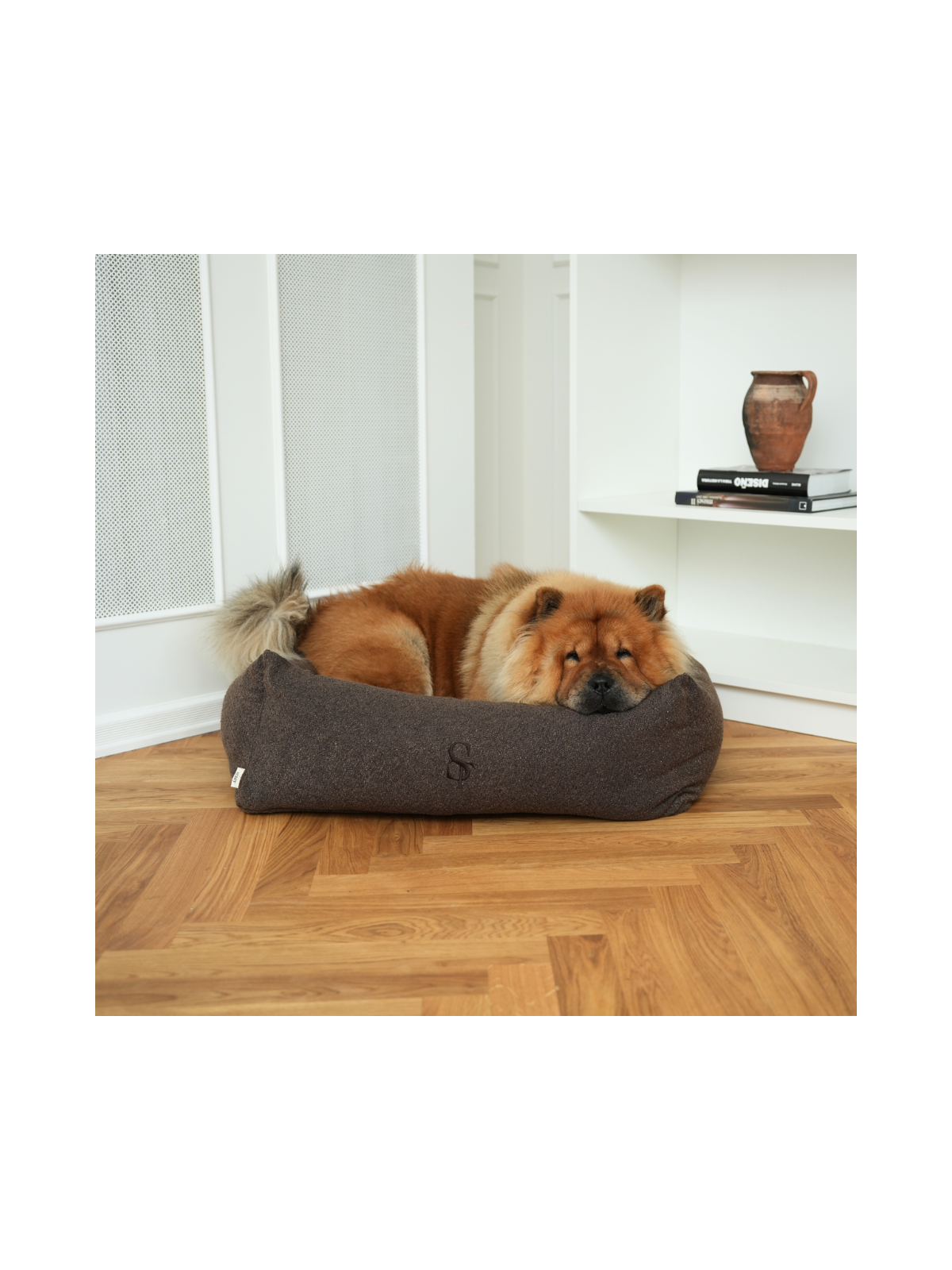 Vera Dog Bed – Chestnut Bouclé