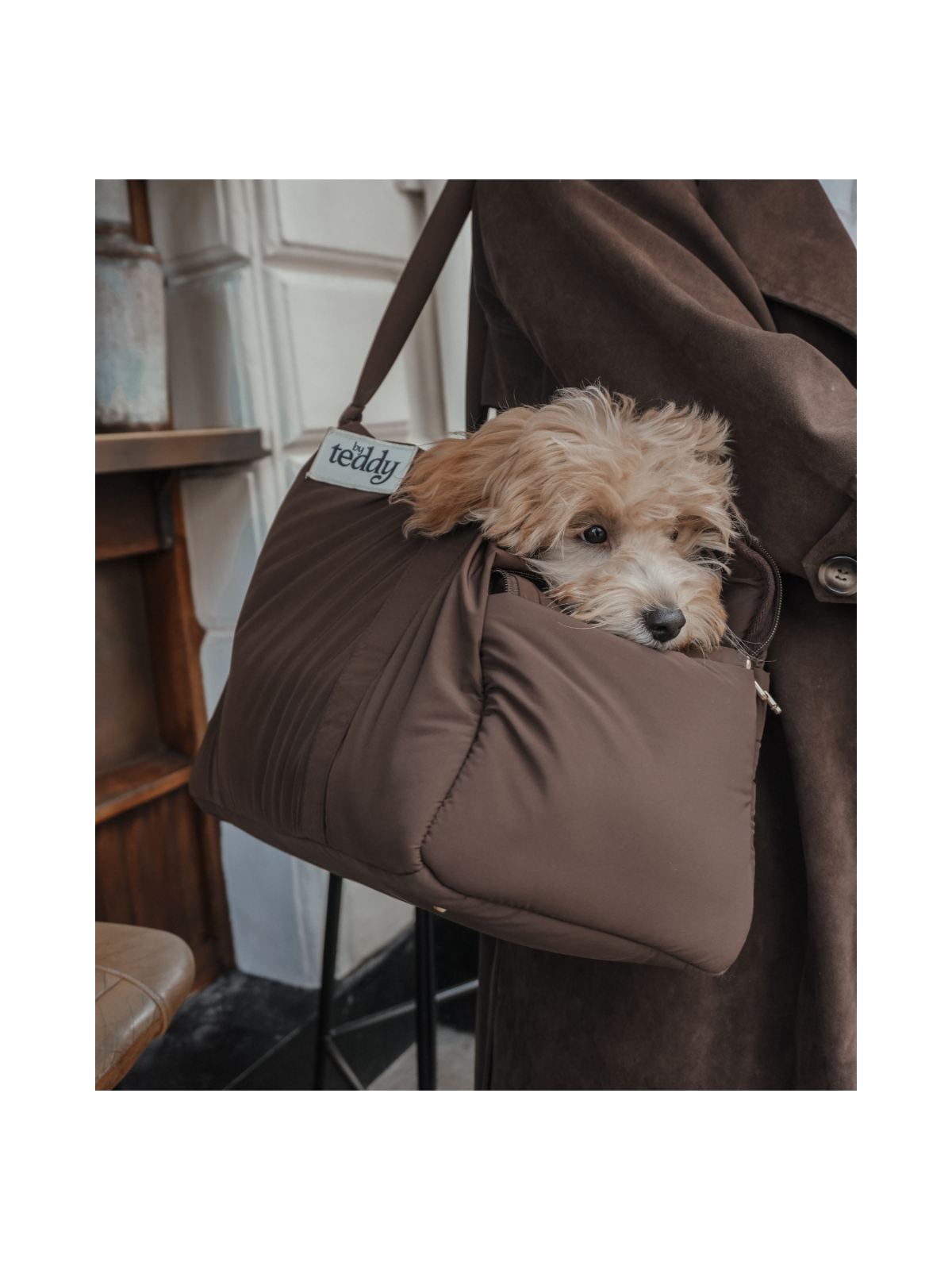 The Puffer Carrier – Chocolate