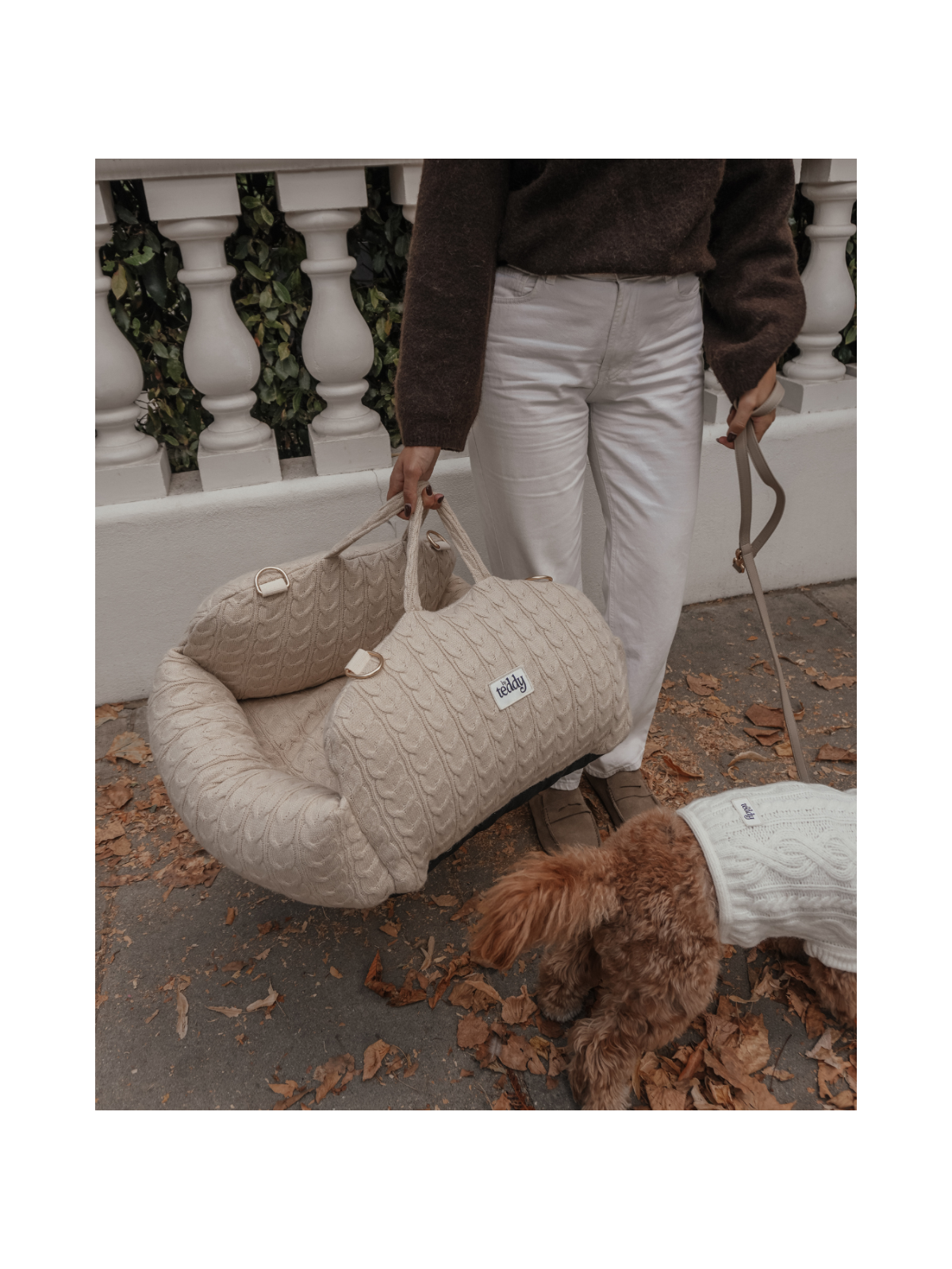 The Cable Knit 3-in-1 Dog Car Seat – Hazelnut