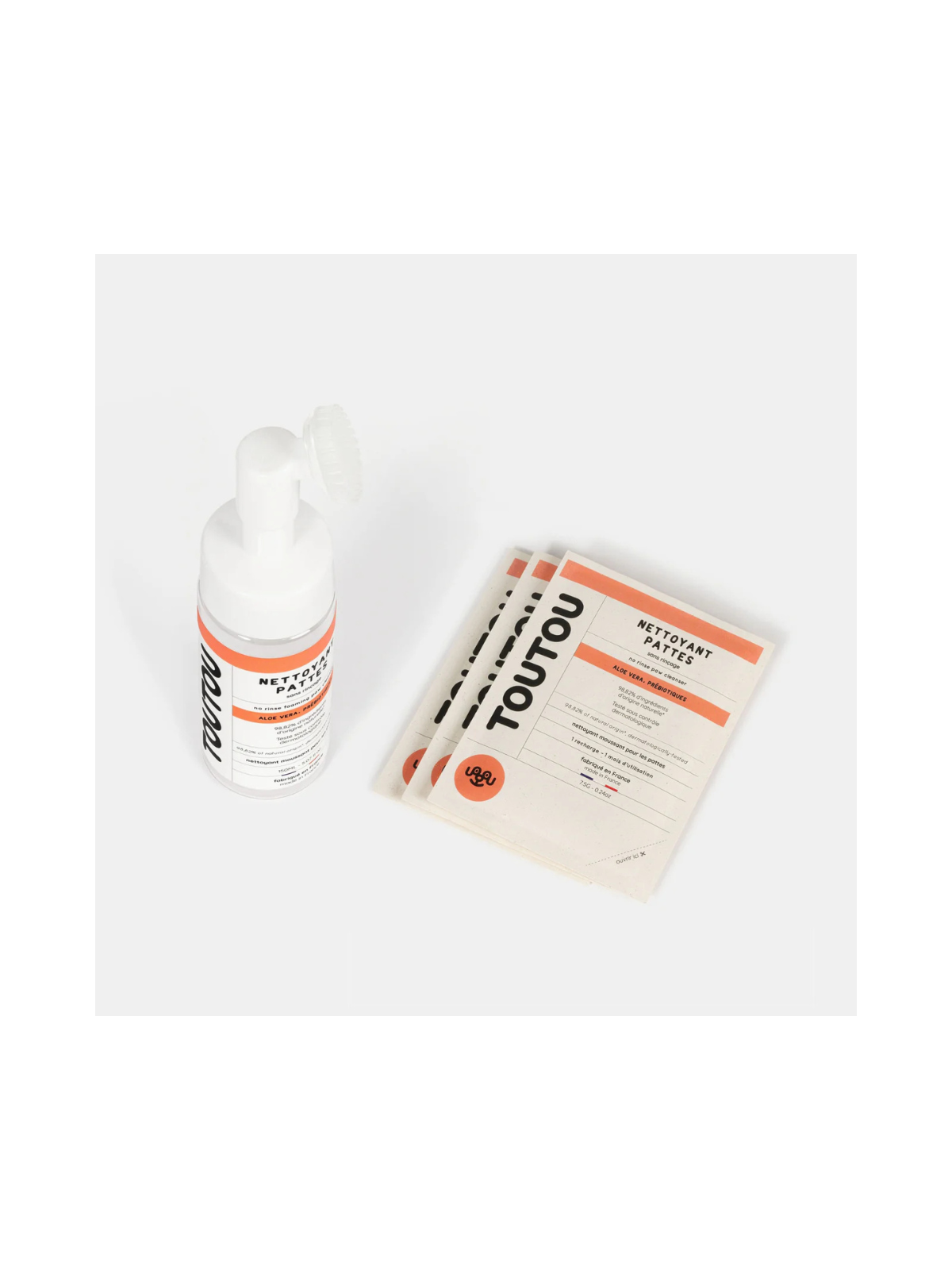 Refillable Paw Cleaner For Dogs