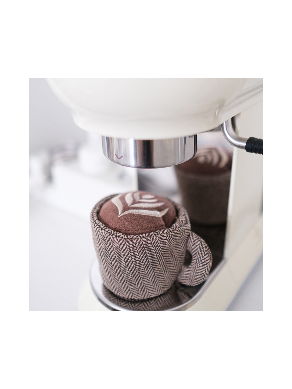 Latte Pop Enrichment Toy