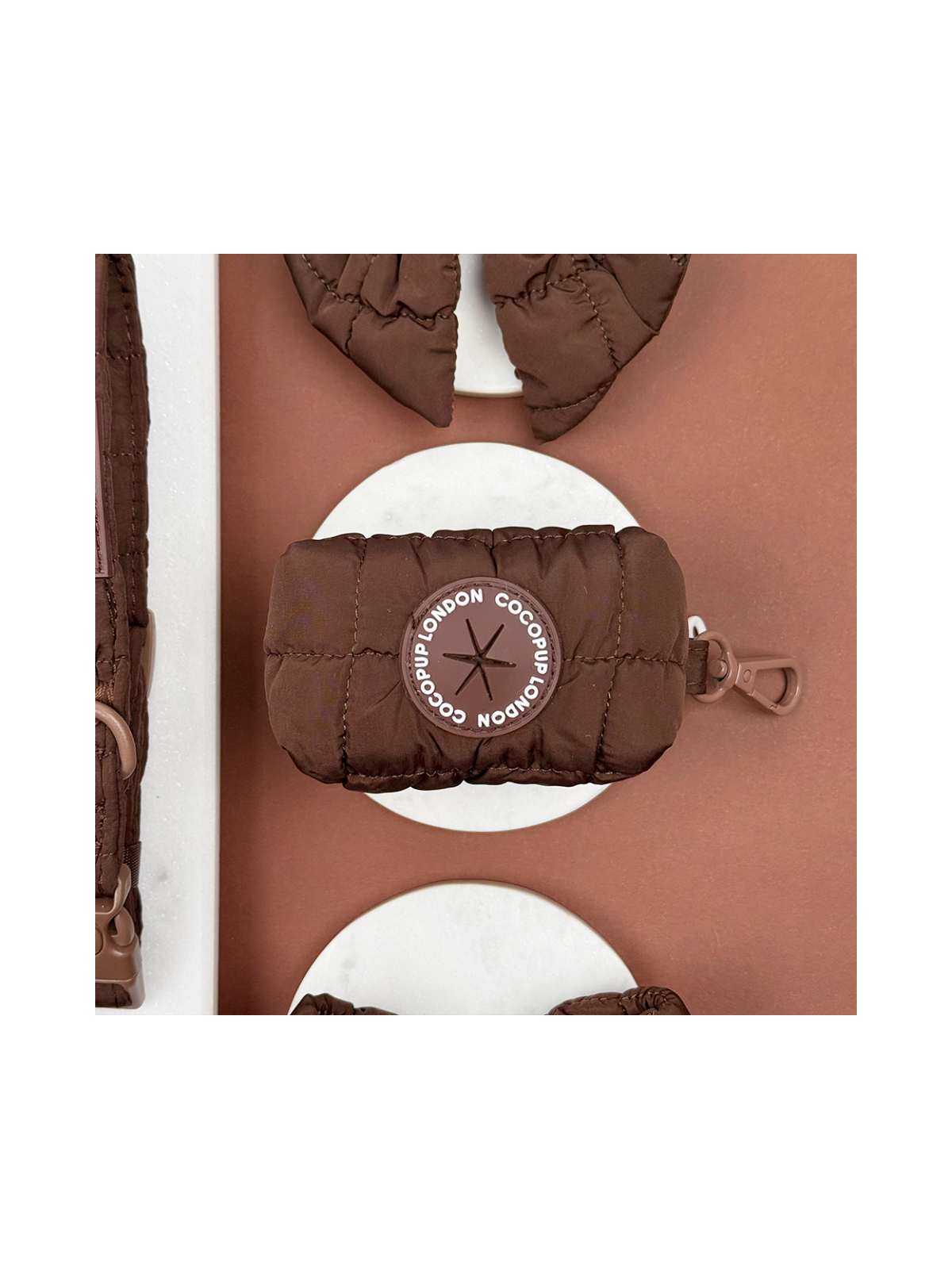 Quilted Poop Bag Holder – Espresso