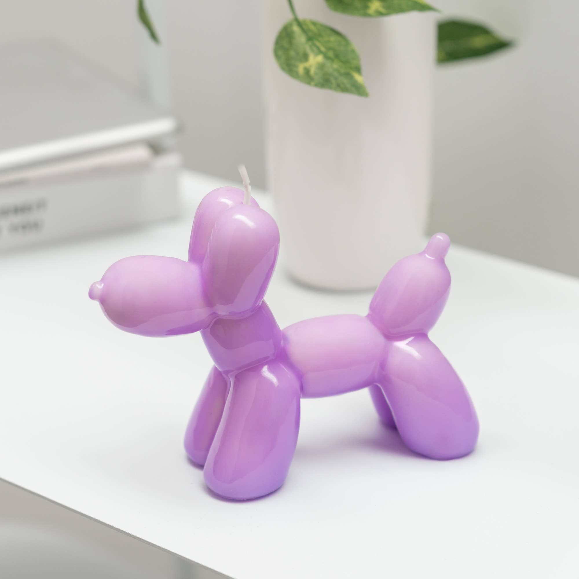 Balloon Dog Candle – Violet