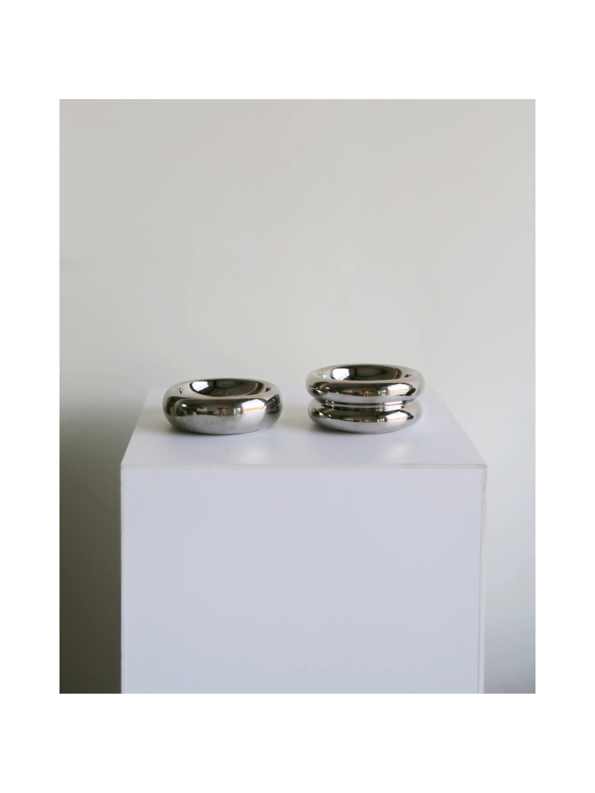 Chrome Elevated Halo Pet Bowl