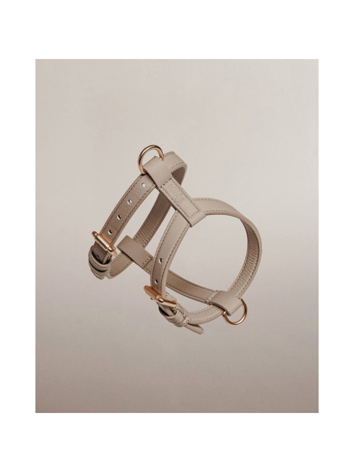 Studio Step-In Dog Harness – Hazelnut