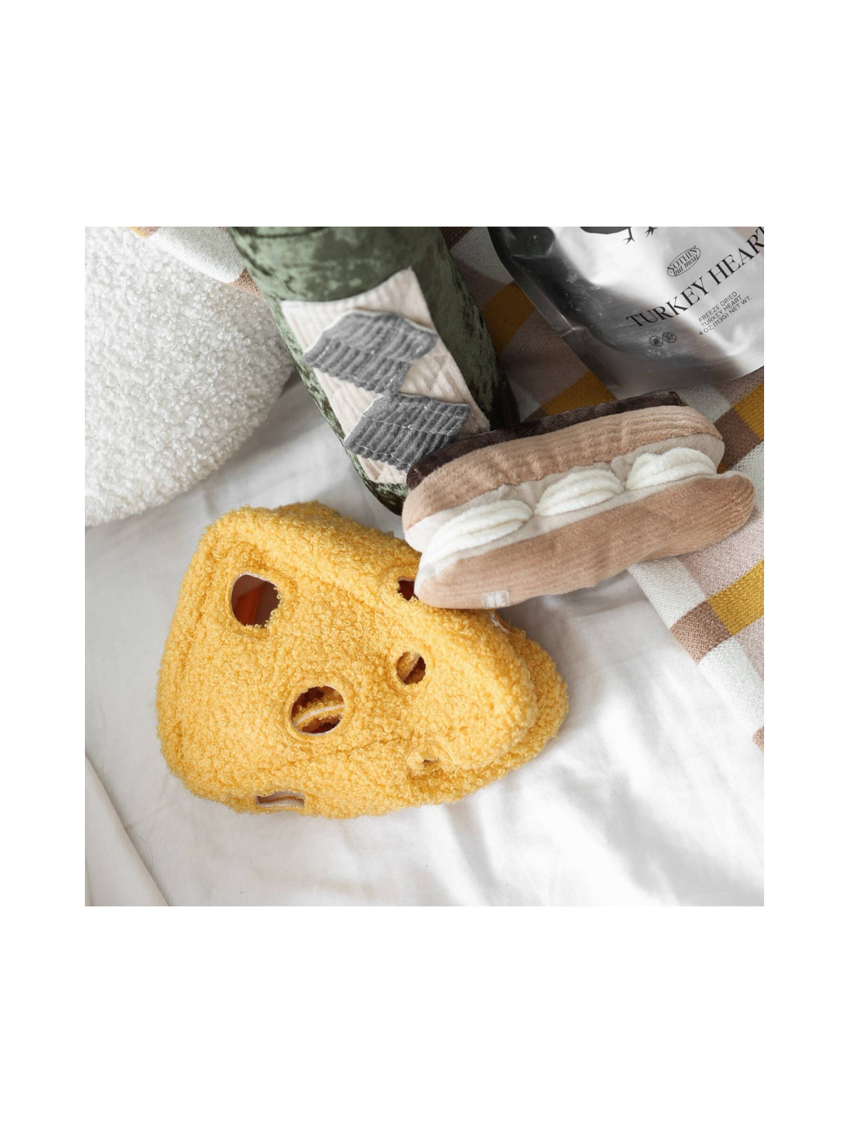 Fromage Enrichment Toy