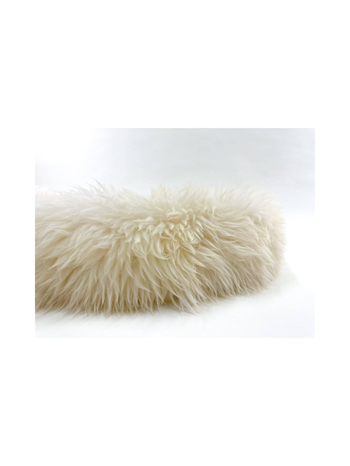 Sheep Donut Dog Bed – Creme