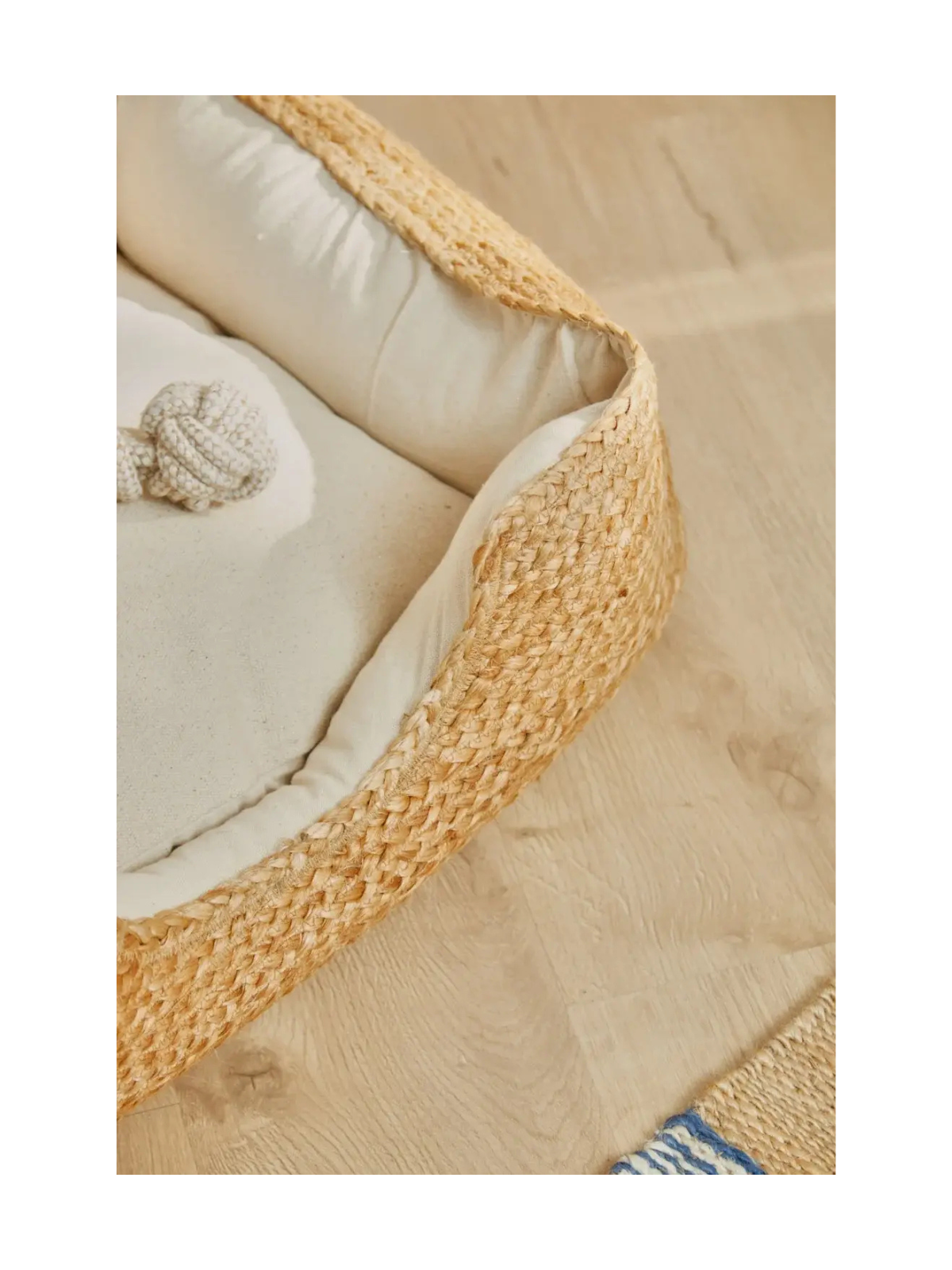 Ural Pet Bed