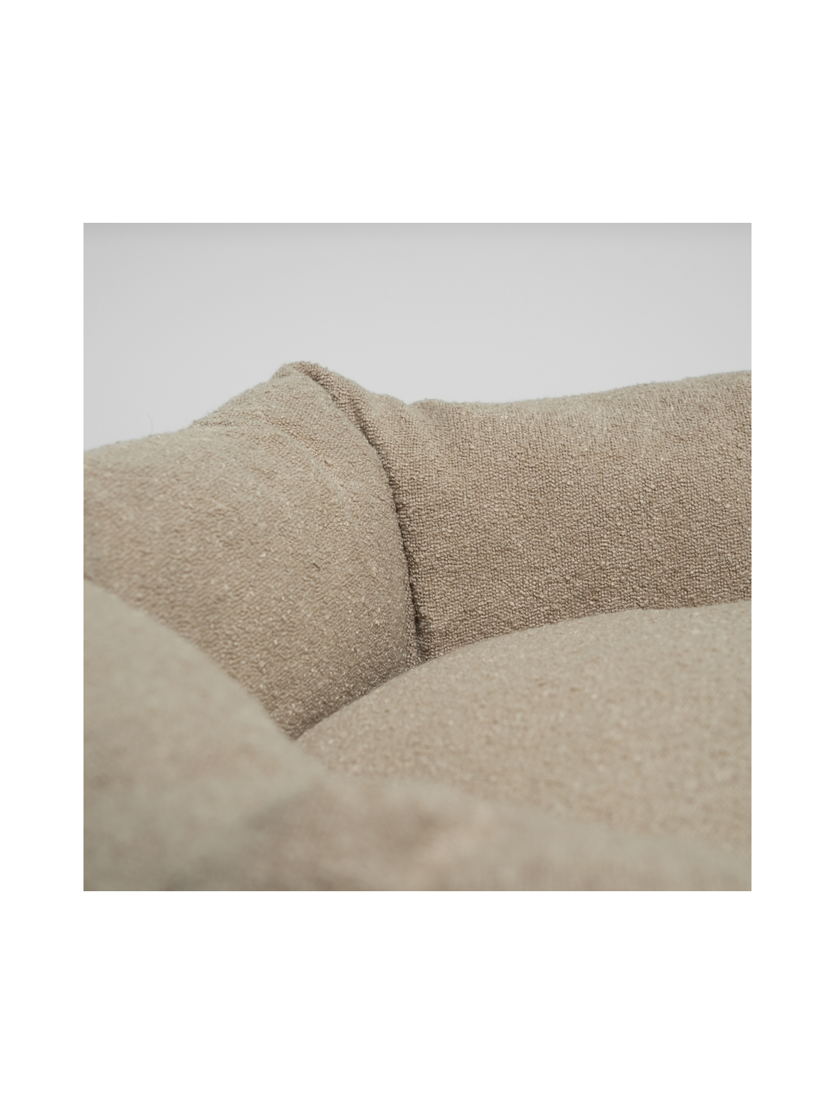 Luna Dog Bed 3.0 – Oat Bouclé